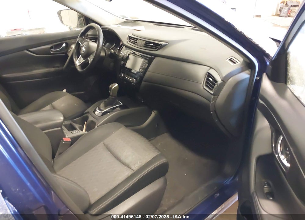 2019 NISSAN ROGUE SV VIN: JN8AT2MV4KW378811