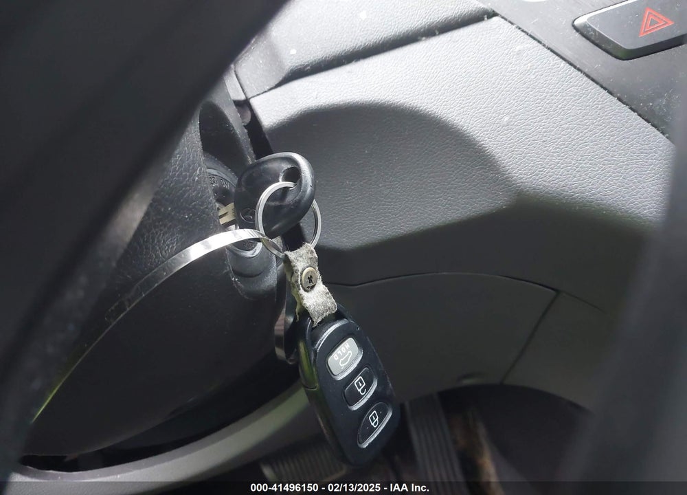 2011 HYUNDAI SONATA GLS VIN: 5NPEB4AC1BH009599