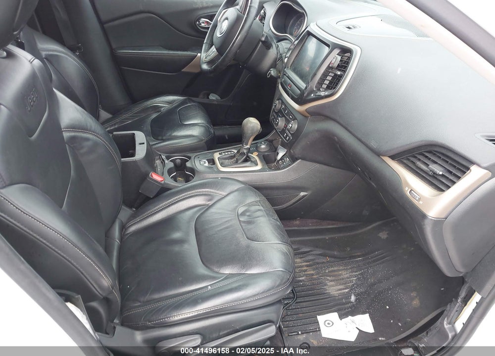 2017 JEEP CHEROKEE LATITUDE 4X4 VIN: 1C4PJMCB5HW618794