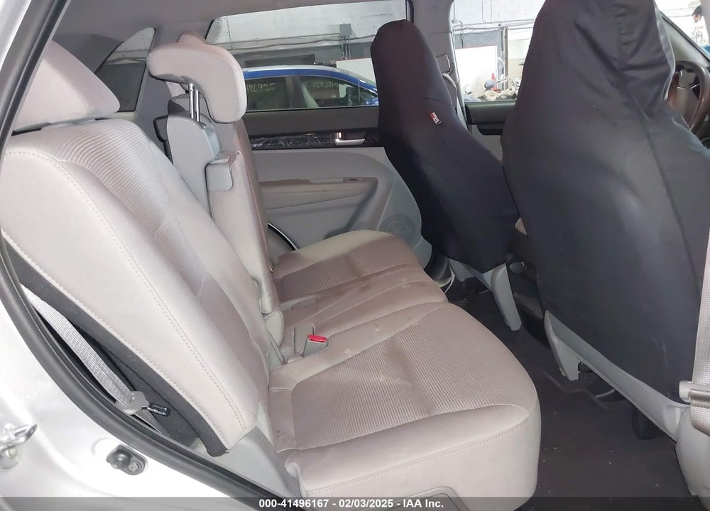 2014 KIA SORENTO VIN: 5XYKTCA60EG462628