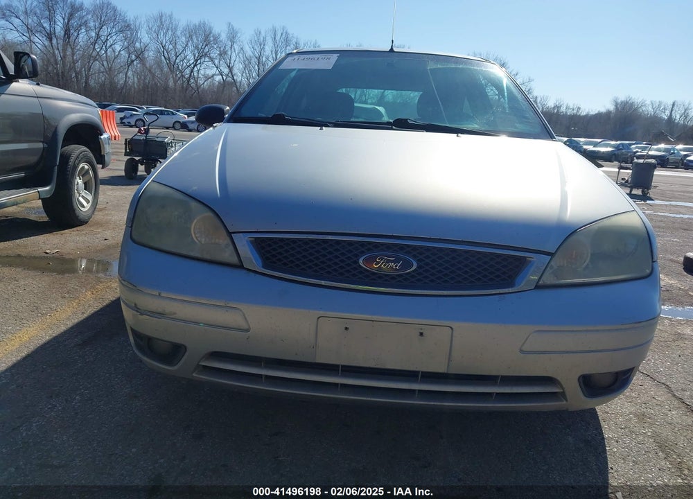 2005 FORD FOCUS ZX3 VIN: 3FAFP31N35R140090