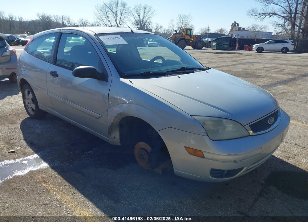 2005 FORD FOCUS ZX3 VIN: 3FAFP31N35R140090