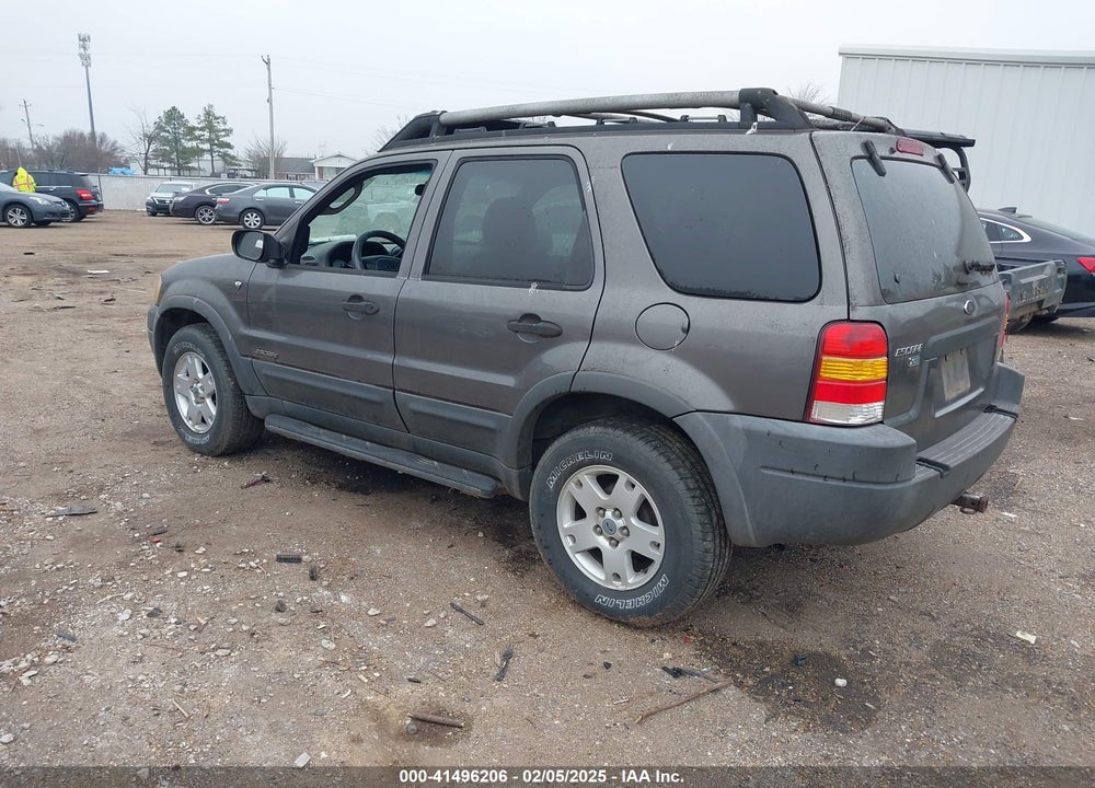 2002 FORD ESCAPE XLT VIN: 1FMYU04172KB75620