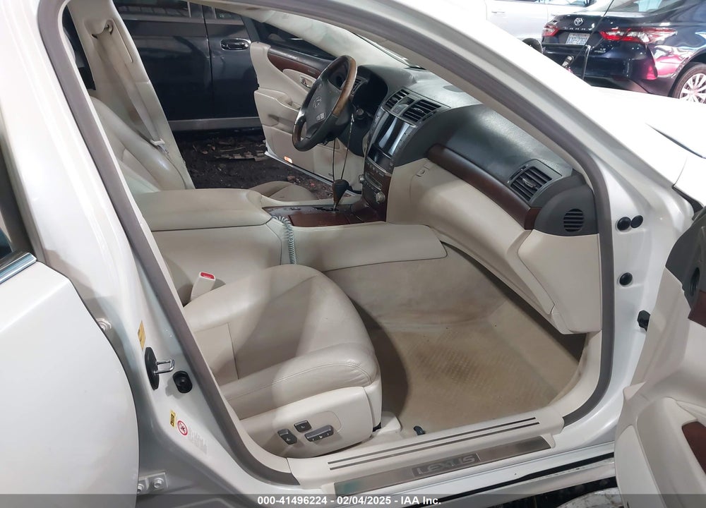 2010 LEXUS LS 460 VIN: JTHBL5EF2A5101537
