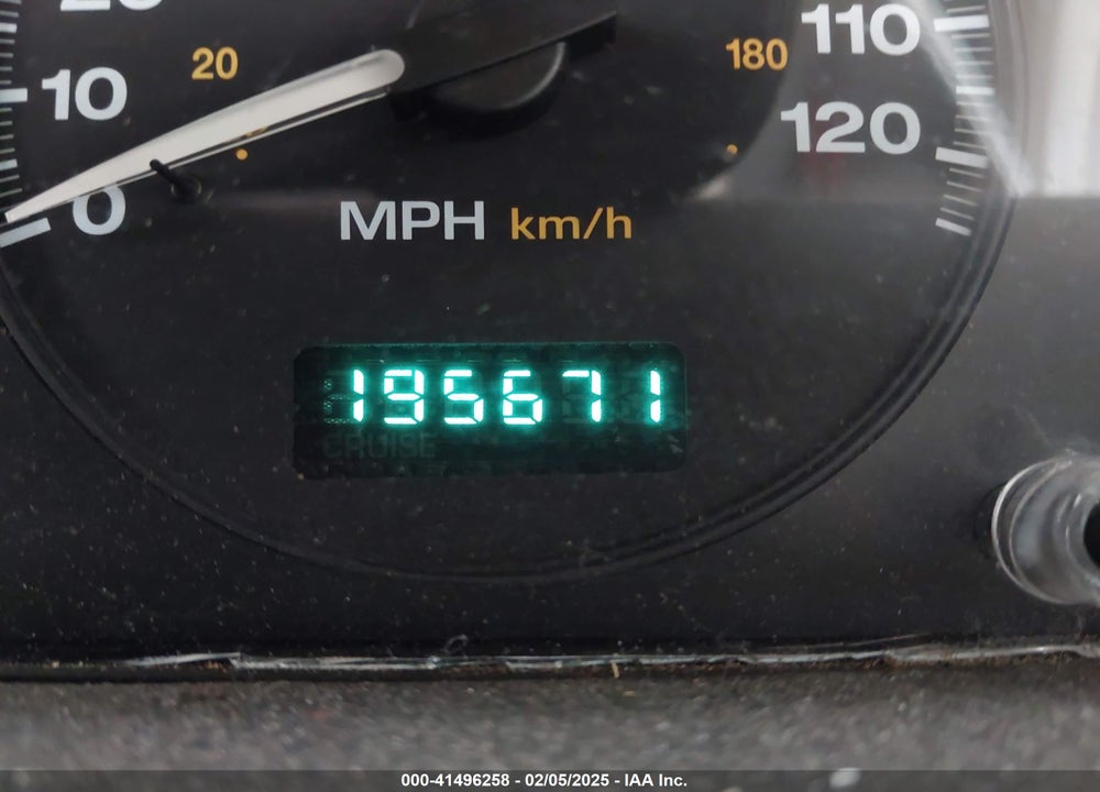 2004 JEEP GRAND CHEROKEE LAREDO VIN: 1J4GX48N74C412982