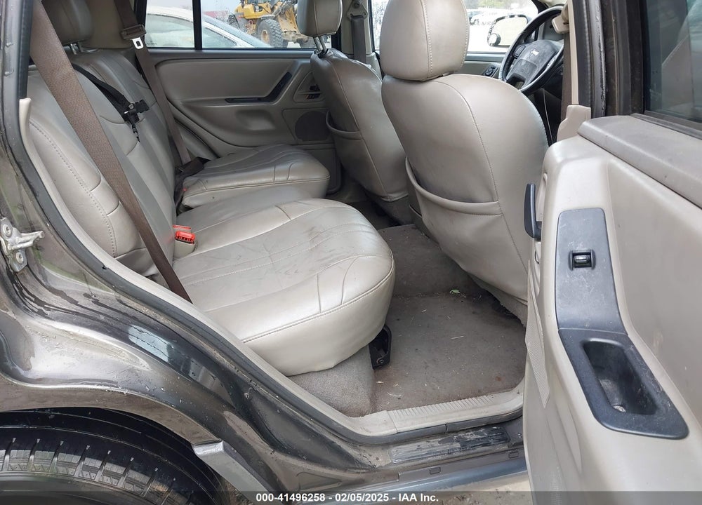 2004 JEEP GRAND CHEROKEE LAREDO VIN: 1J4GX48N74C412982