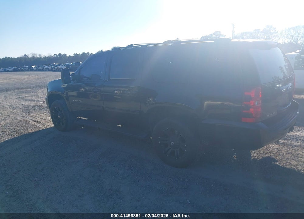 2014 CHEVROLET SUBURBAN 1500 LS VIN: 1GNSKHE71ER161605