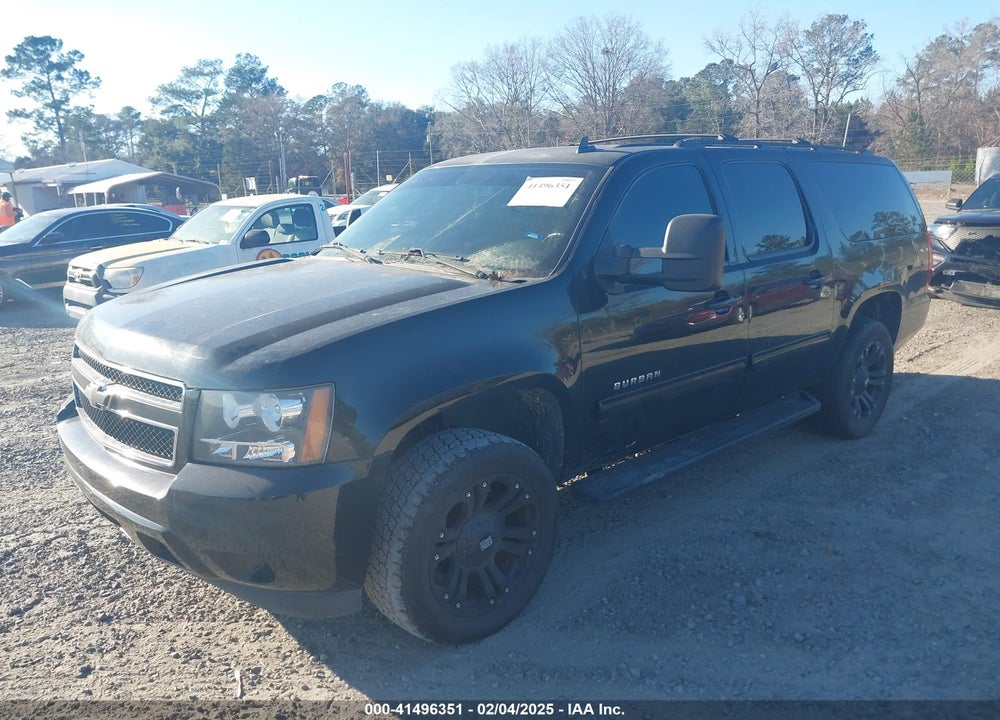 2014 CHEVROLET SUBURBAN 1500 LS VIN: 1GNSKHE71ER161605