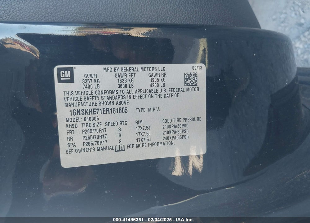 2014 CHEVROLET SUBURBAN 1500 LS VIN: 1GNSKHE71ER161605