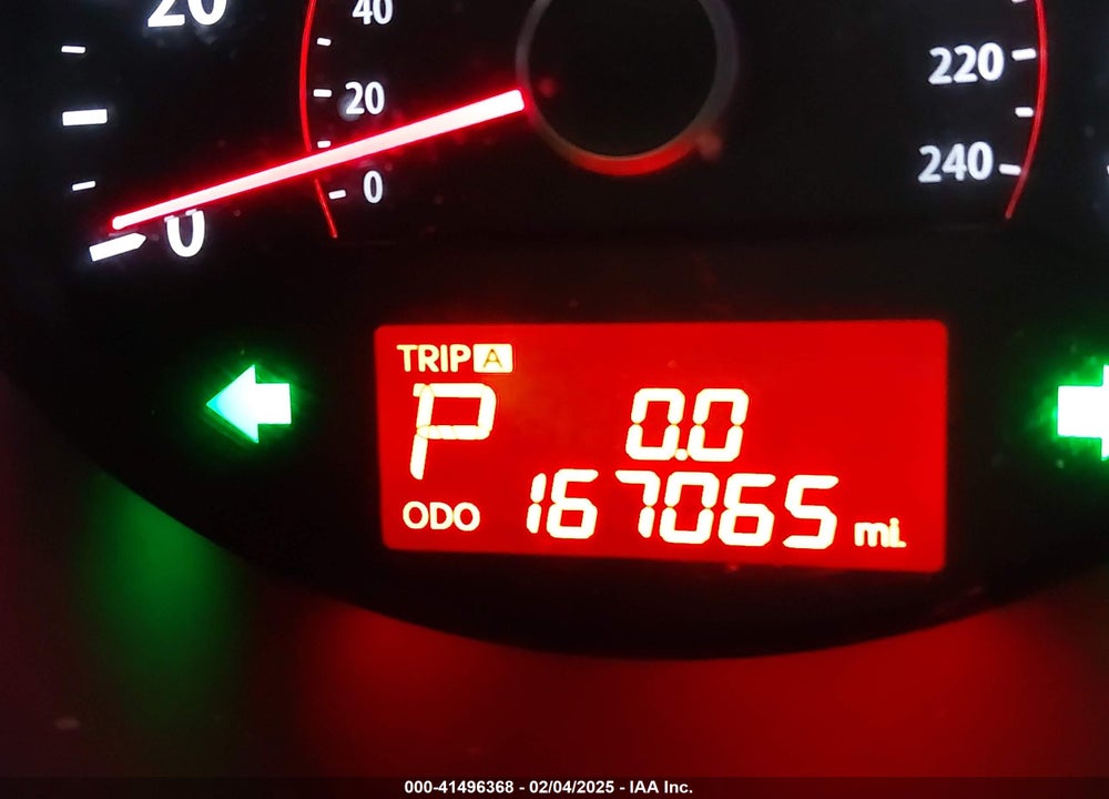 2013 KIA SORENTO VIN: 5XYKT3A14DG361983