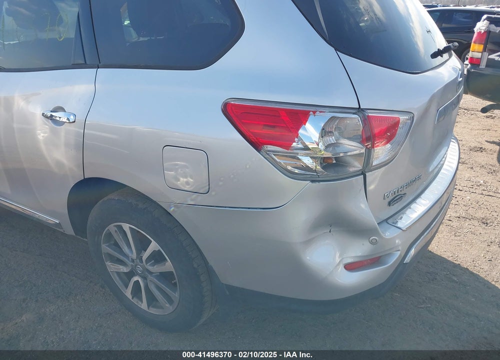 2013 NISSAN PATHFINDER SL VIN: 5N1AR2MN5DC654455