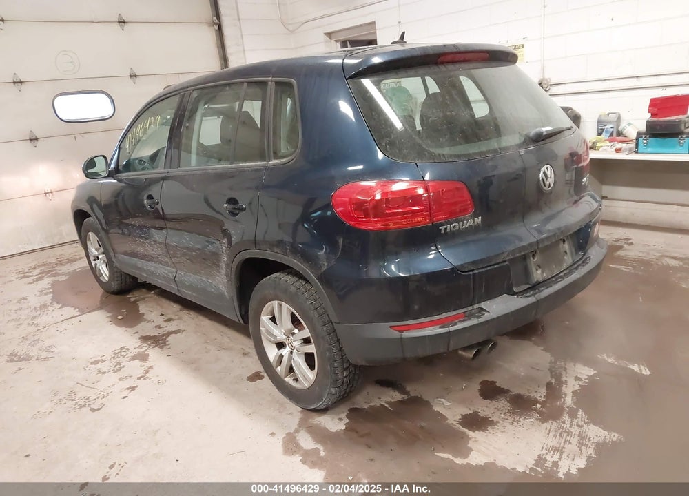 2014 VOLKSWAGEN TIGUAN VIN: WVGBV3AX0EW520531
