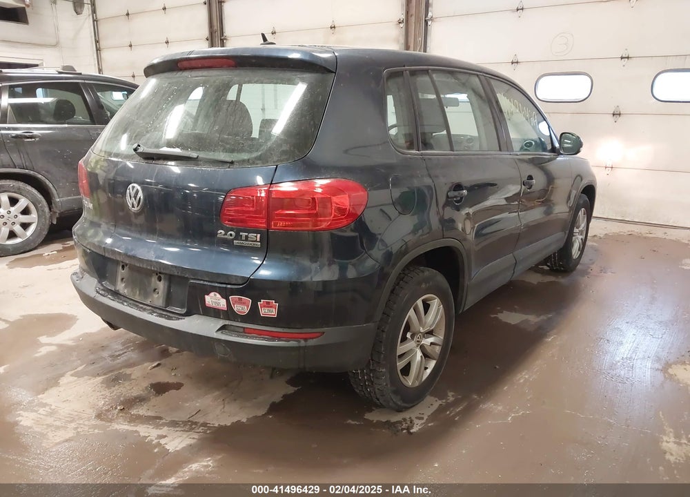 2014 VOLKSWAGEN TIGUAN VIN: WVGBV3AX0EW520531