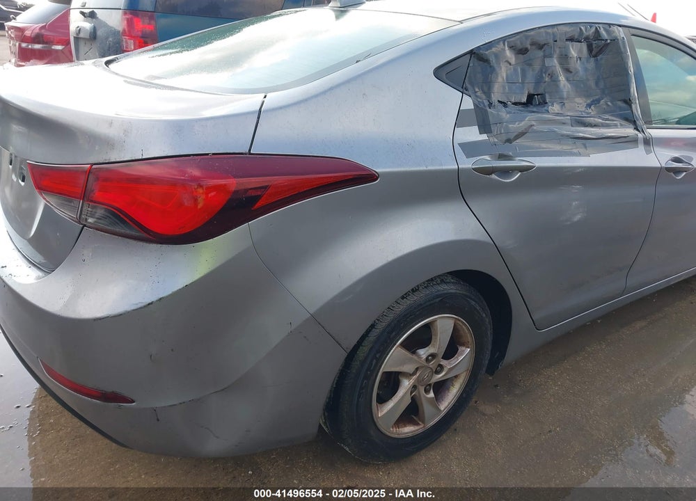 2015 HYUNDAI ELANTRA SE VIN: 5NPDH4AE1FH581192