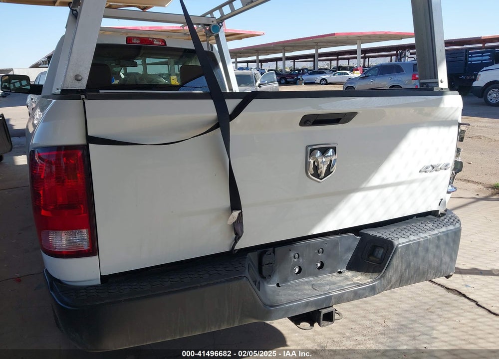 2023 RAM 1500 CLASSIC VIN: 3C6JR7DG8PG656650