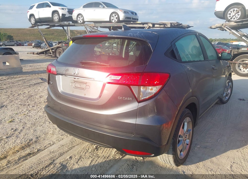 2022 HONDA HR-V 2WD LX VIN: 3CZRU5H33NM706885