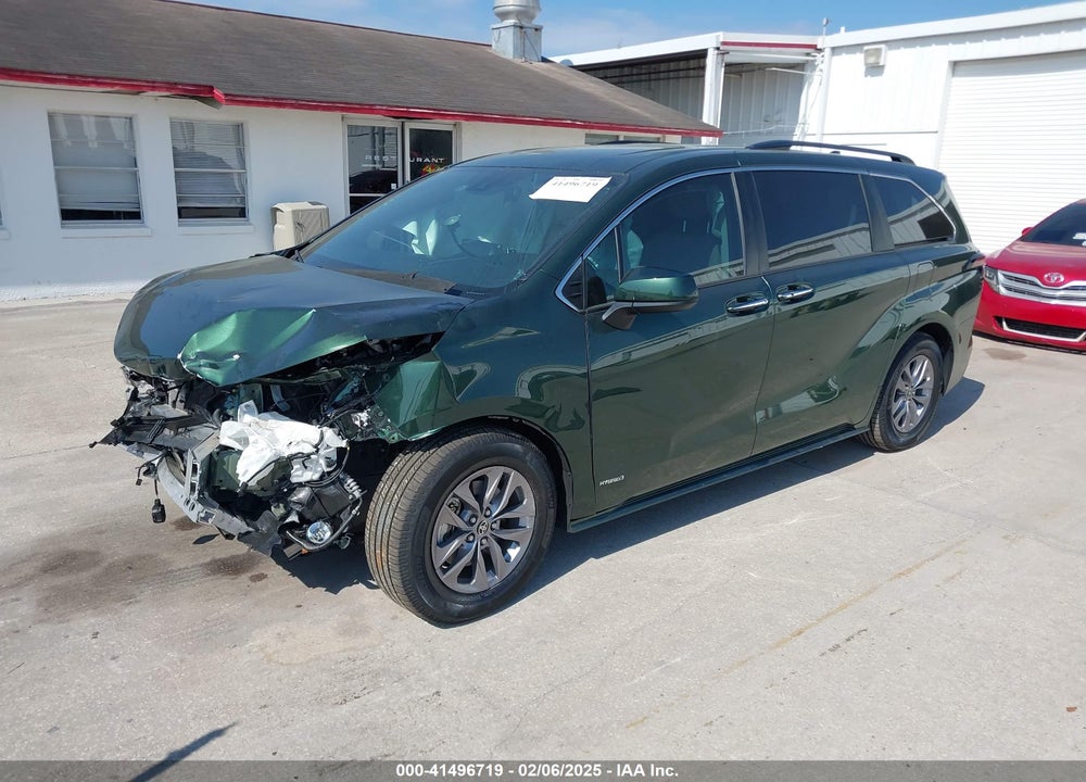 2021 TOYOTA SIENNA XLE VIN: 5TDYRKEC9MS062975