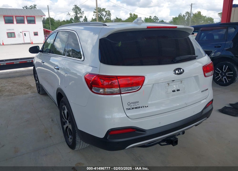 2016 KIA SORENTO 2.0T EX VIN: 5XYPH4A14GG007530