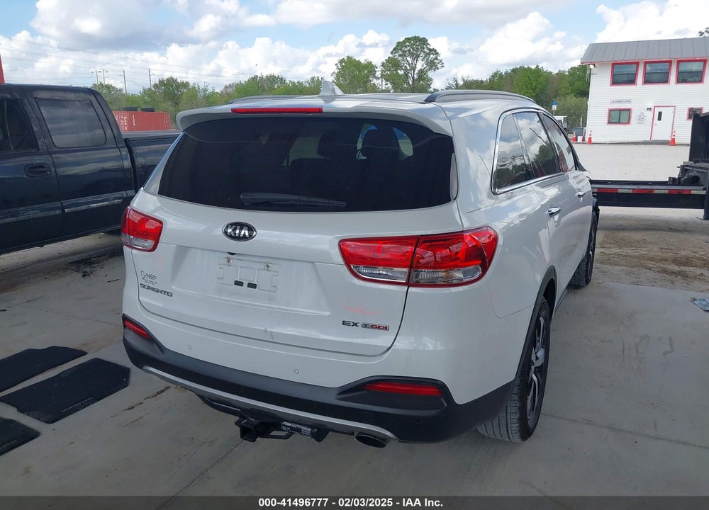 2016 KIA SORENTO 2.0T EX VIN: 5XYPH4A14GG007530