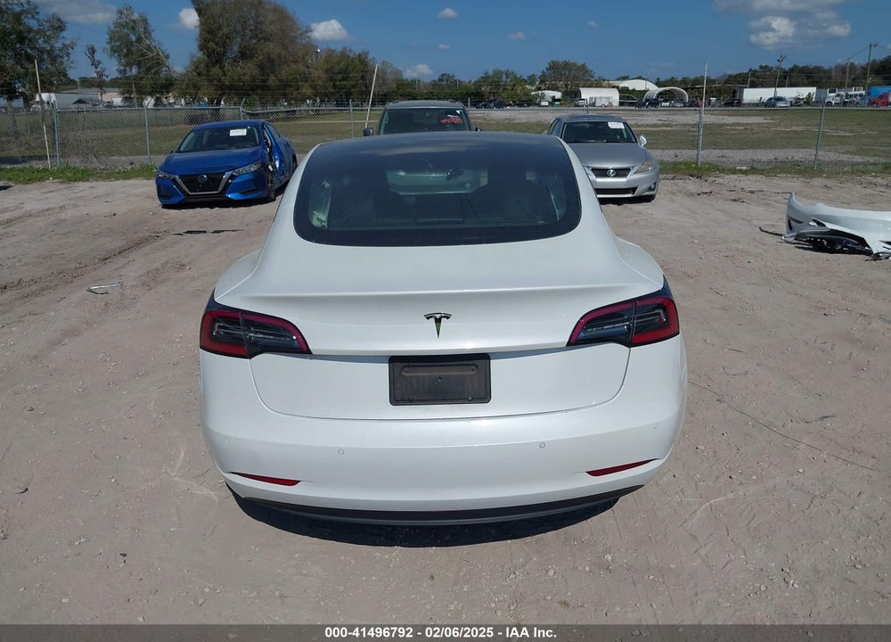 2022 TESLA MODEL 3 VIN: 5YJ3E1EA1NF326839