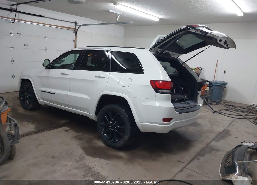 2017 JEEP GRAND CHEROKEE VIN: 1C4RJFAG3HC909699