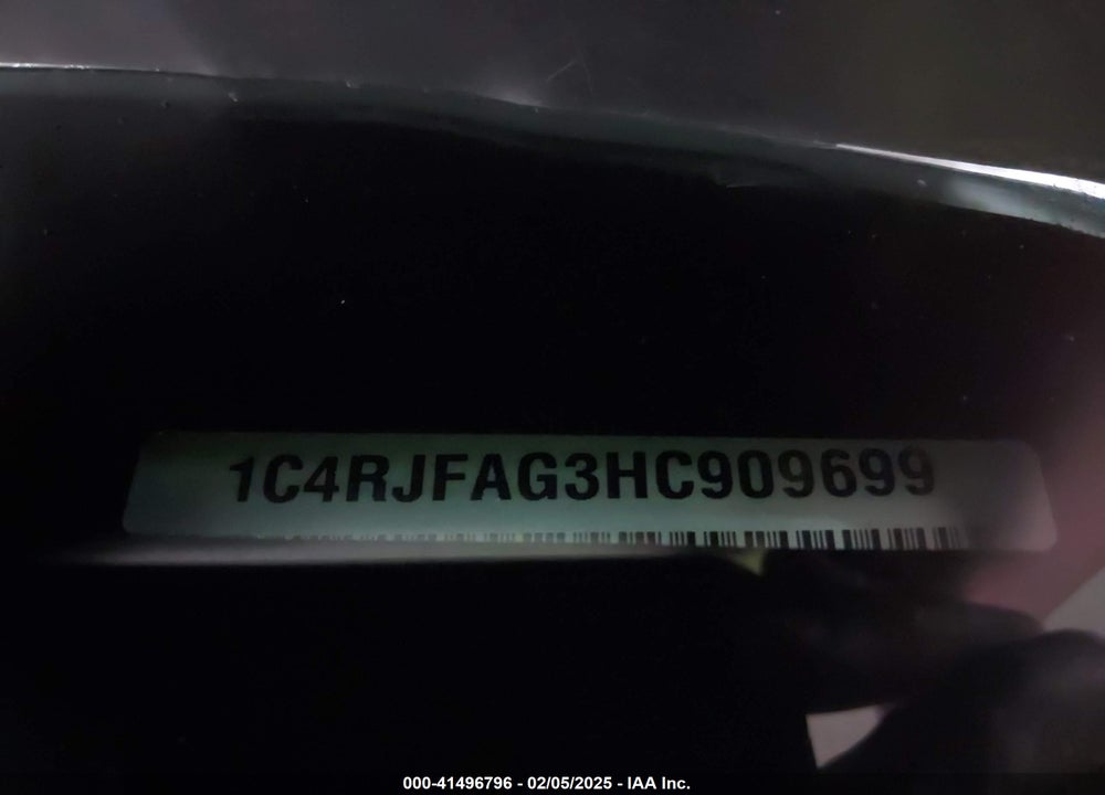 2017 JEEP GRAND CHEROKEE VIN: 1C4RJFAG3HC909699