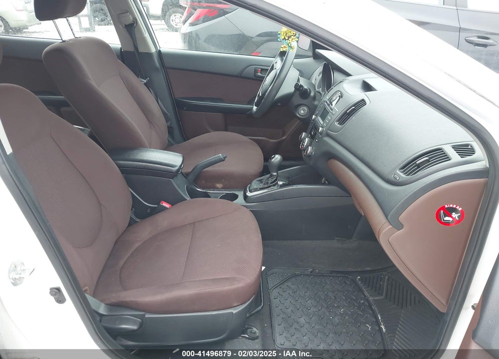 2011 KIA FORTE EX VIN: KNAFU4A2XB5384670