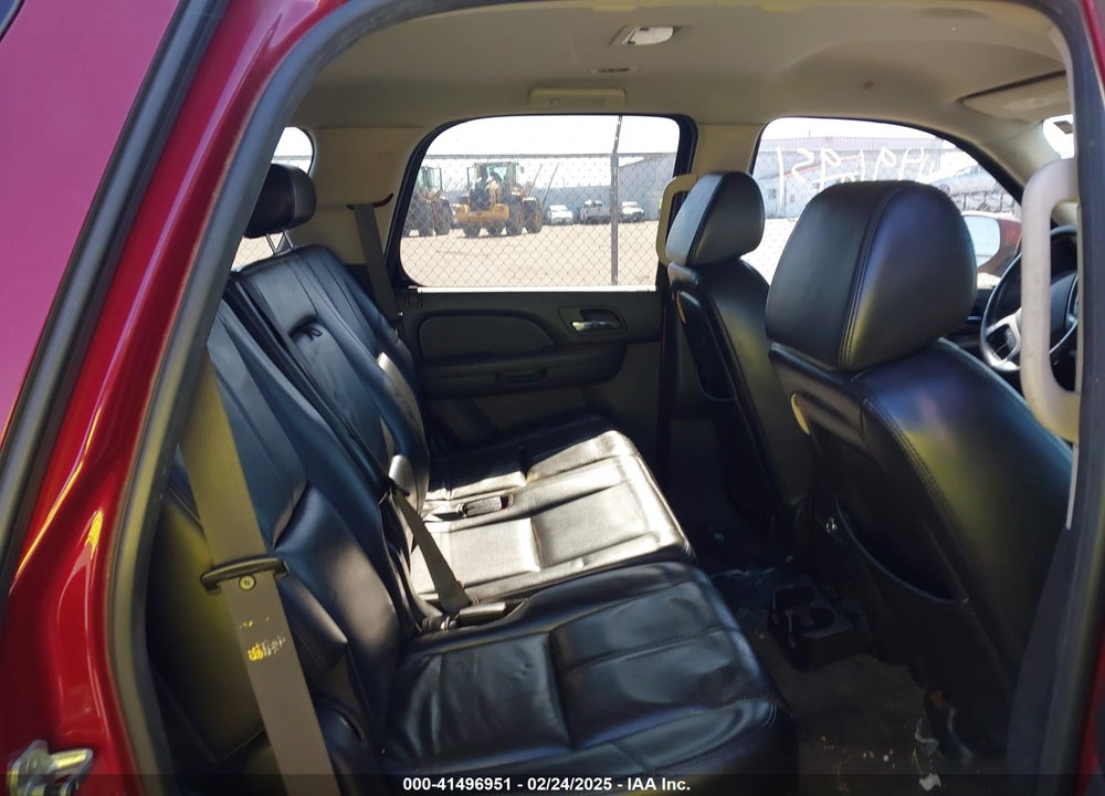 2007 CHEVROLET TAHOE LT VIN: 1GNFK13047J113970