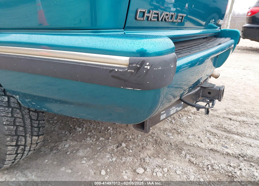 1995 CHEVROLET BLAZER VIN: 1GNDT13W6S2148232