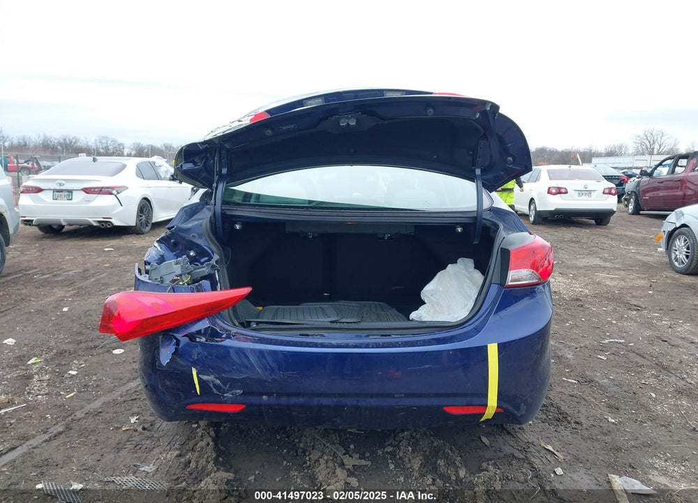 2013 HYUNDAI ELANTRA VIN: 5NPDH4AE0DH159363
