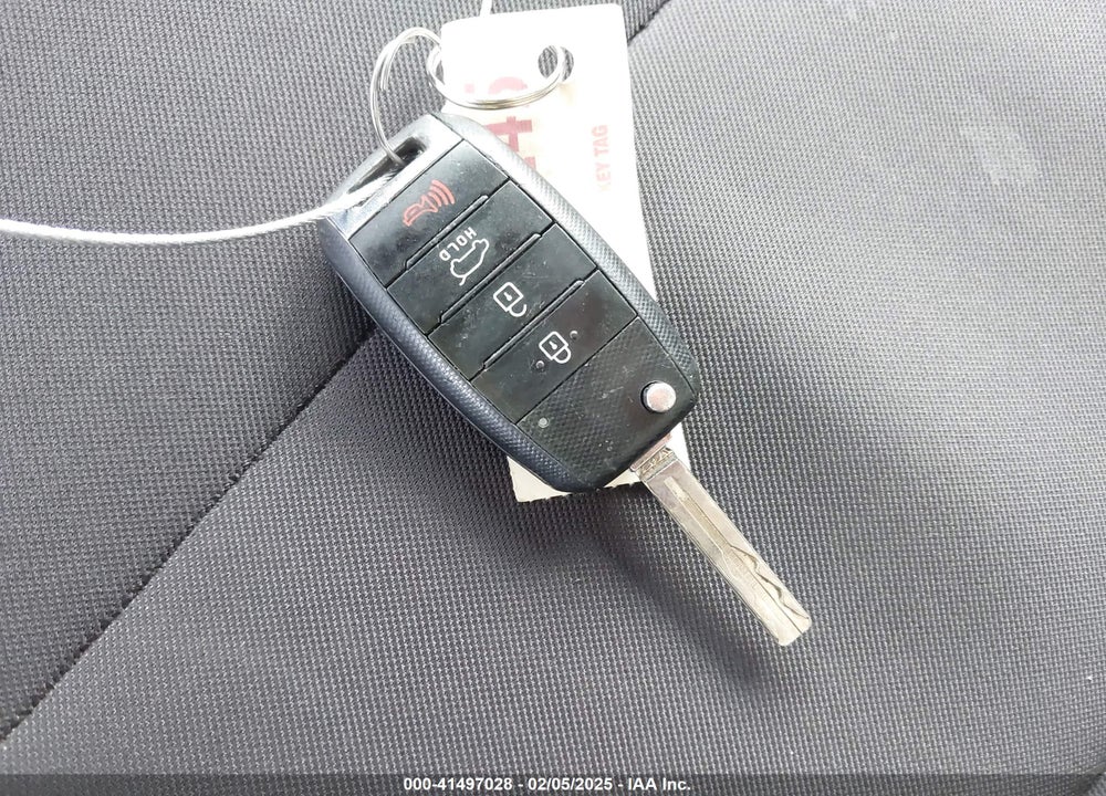 2015 KIA SOUL VIN: KNDJN2A21F7201763