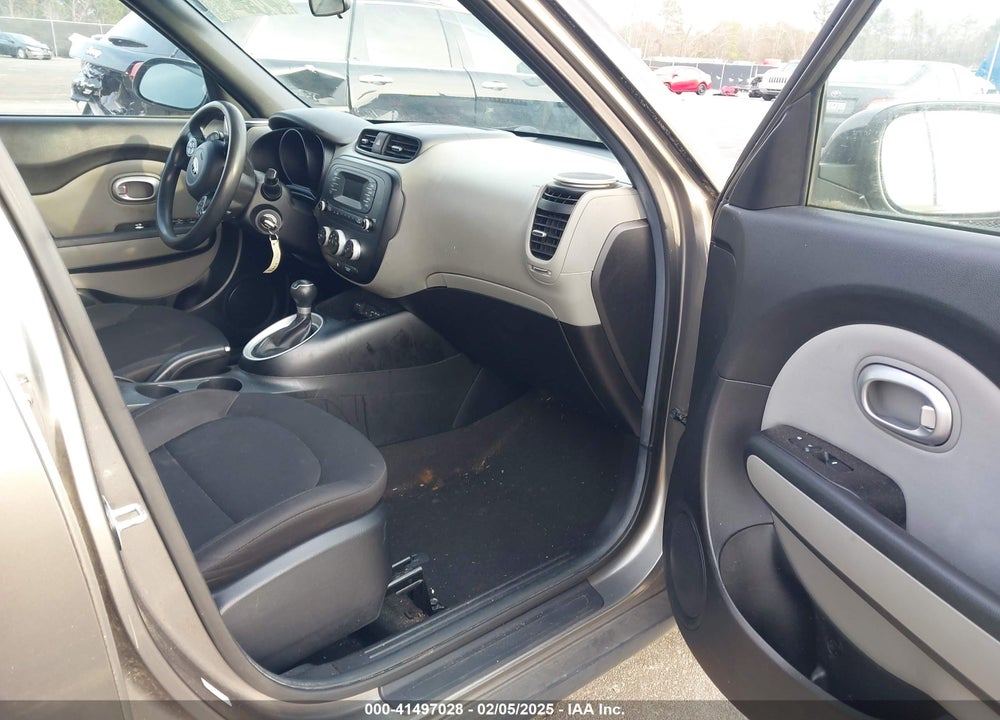 2015 KIA SOUL VIN: KNDJN2A21F7201763