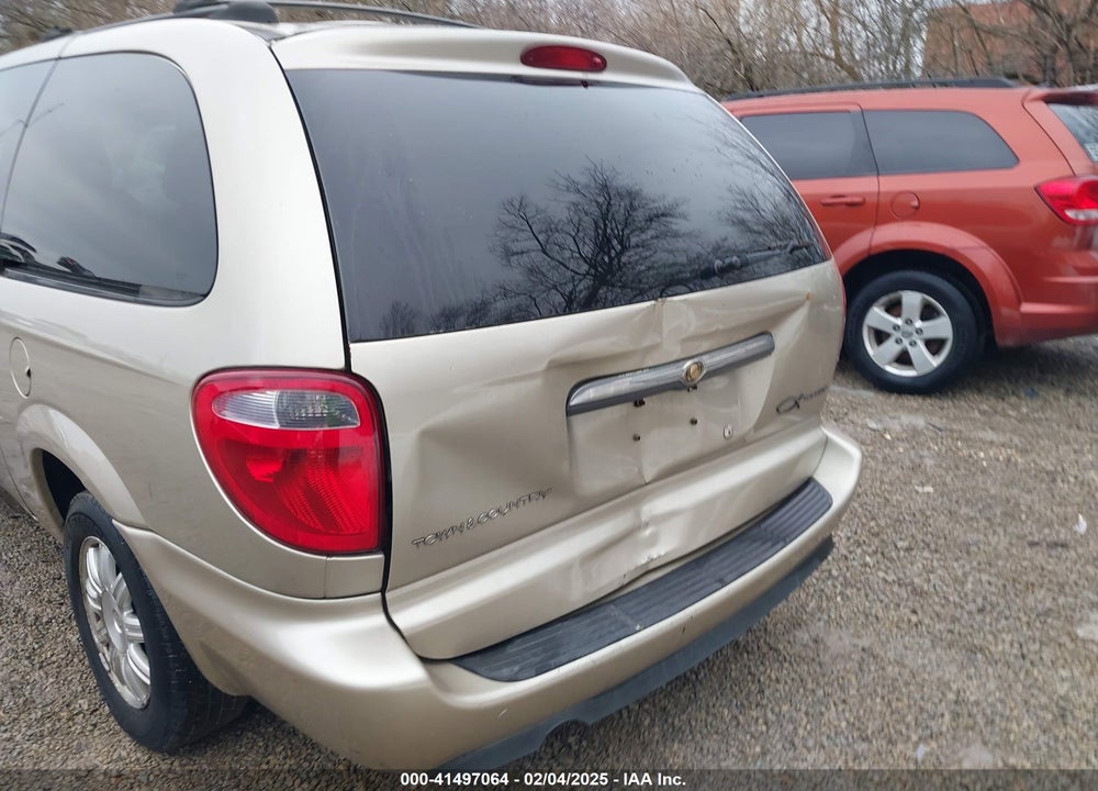 2006 CHRYSLER TOWN & COUNTRY VIN: 2A4GP54L66R644431
