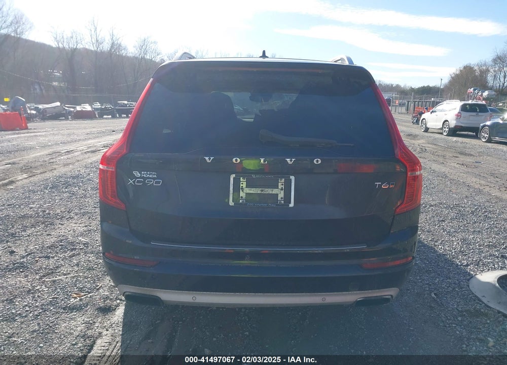 2016 VOLVO XC90 T6 MOMENTUM VIN: YV4A22PKXG1056305