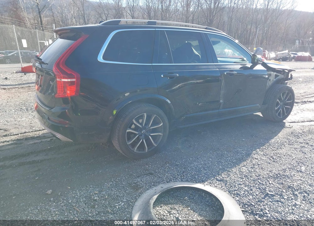 2016 VOLVO XC90 T6 MOMENTUM VIN: YV4A22PKXG1056305
