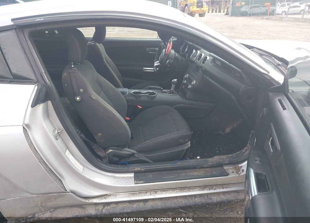 2015 FORD MUSTANG VIN: 1FA6P8AM0F5352874