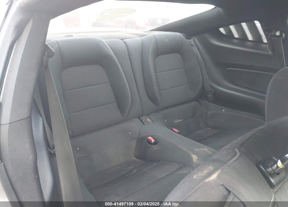 2015 FORD MUSTANG VIN: 1FA6P8AM0F5352874