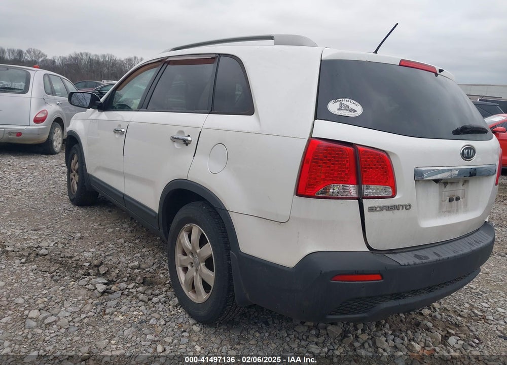 2012 KIA SORENTO LX VIN: 5XYKT3A65CG229339
