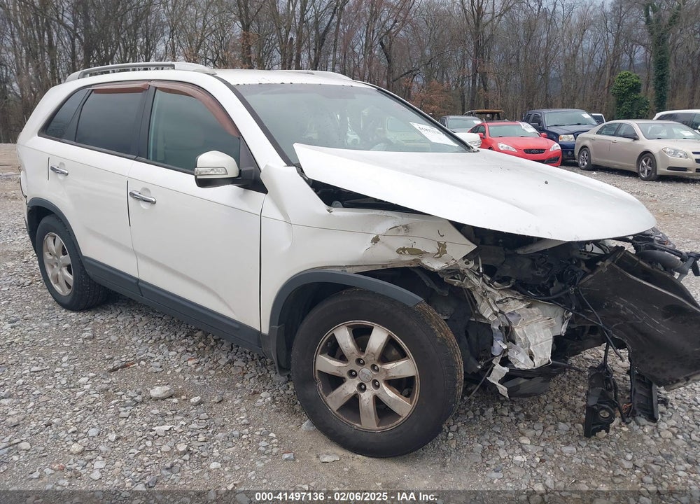 2012 KIA SORENTO LX VIN: 5XYKT3A65CG229339