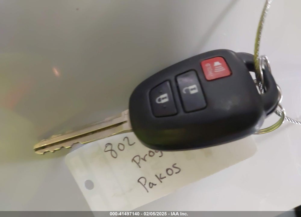 2018 TOYOTA RAV4 VIN: 2T3ZFREV5JW417979