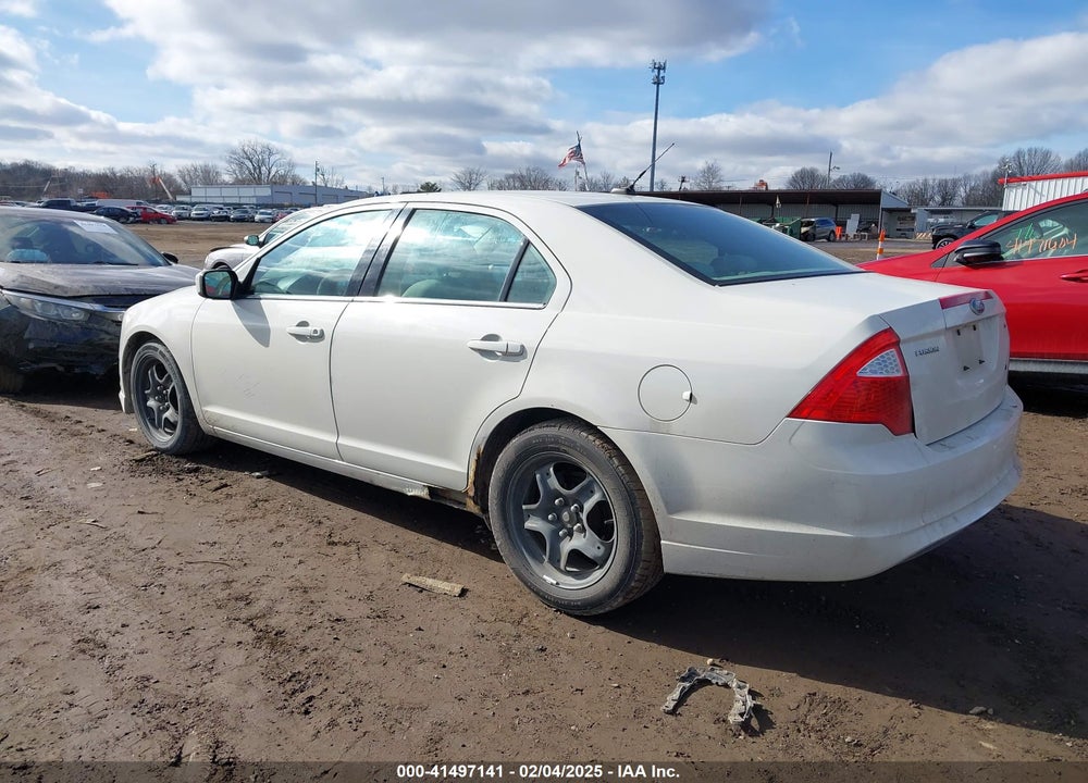 2010 FORD FUSION VIN: 3FAHP0HA9AR429527