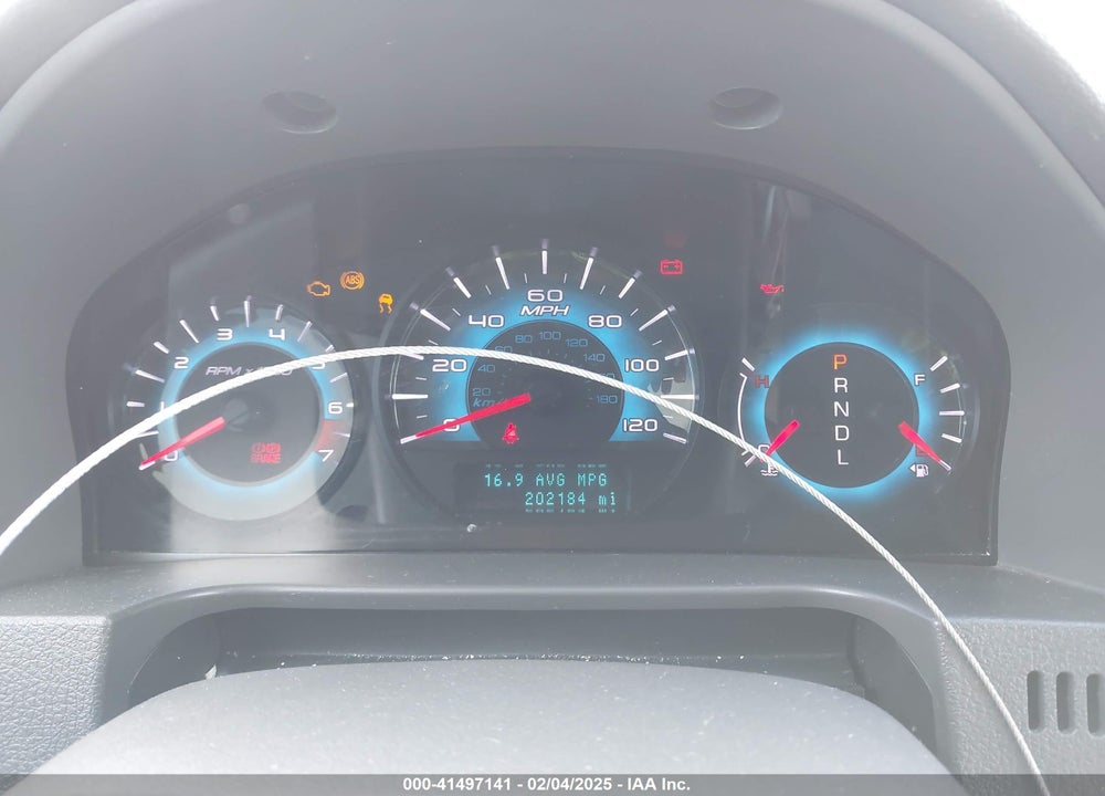 2010 FORD FUSION VIN: 3FAHP0HA9AR429527