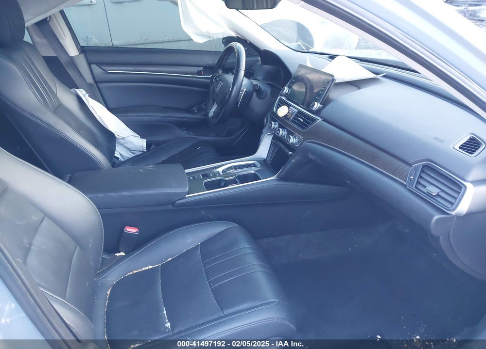 2022 HONDA ACCORD VIN: 1HGCV3F95NA010242