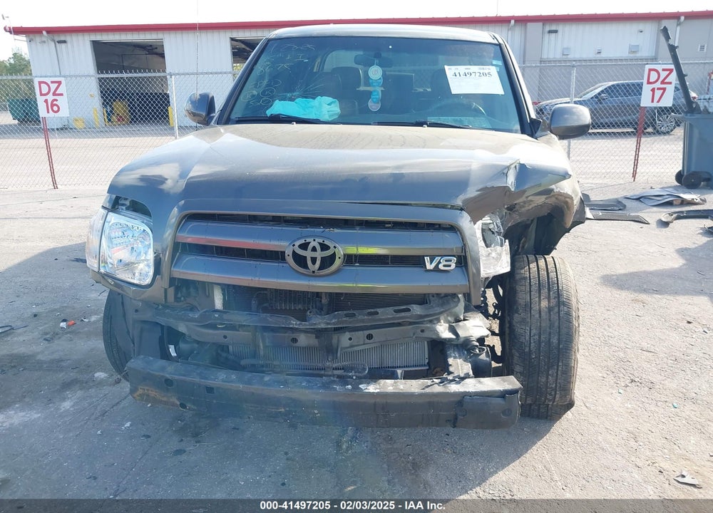 2005 TOYOTA TUNDRA LIMITED V8 VIN: 5TBET38185S478675