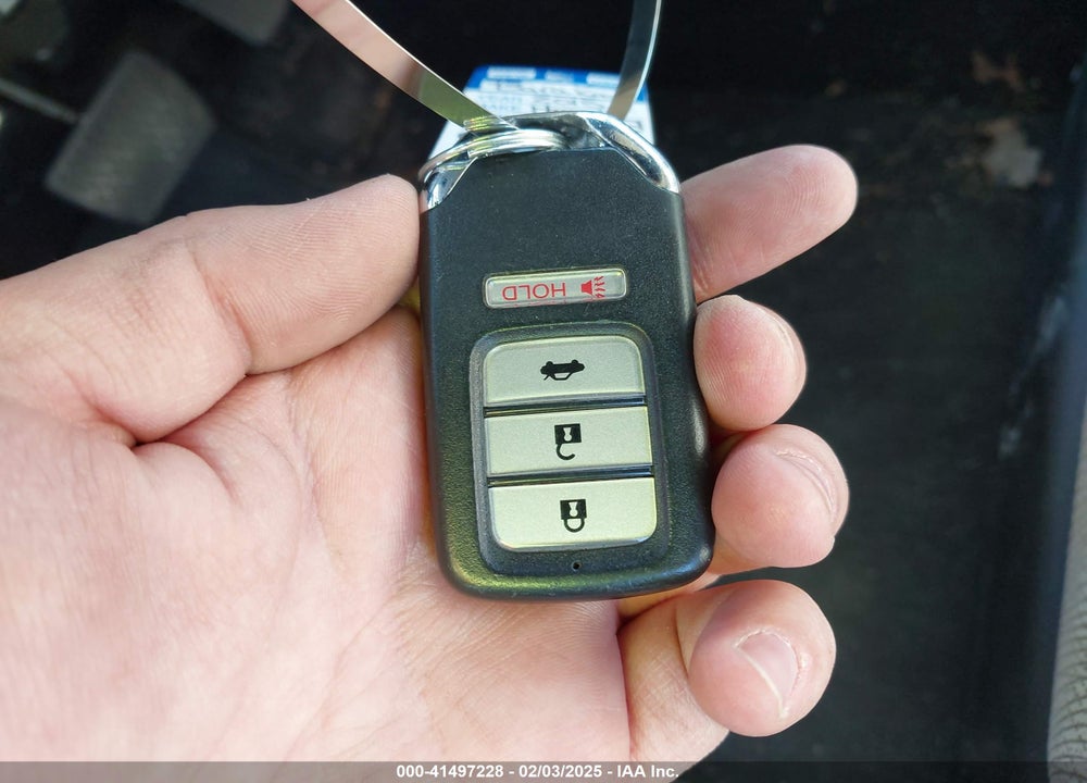 2015 HONDA ACCORD VIN: 1HGCR2F70FA103572