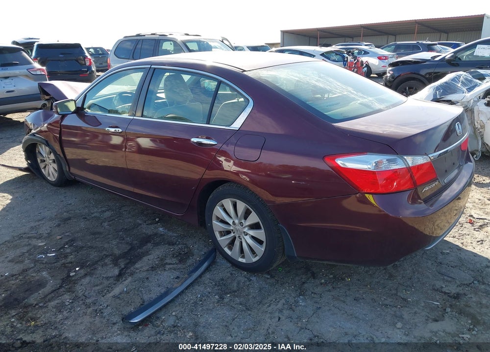 2015 HONDA ACCORD VIN: 1HGCR2F70FA103572