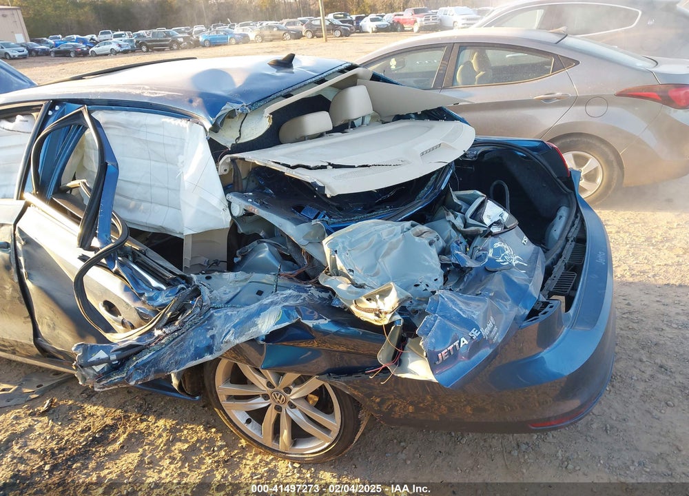 2017 VOLKSWAGEN JETTA VIN: 3VWDB7AJ2HM227773