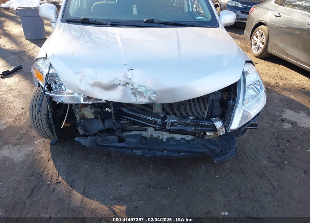 2009 NISSAN VERSA 1.8S VIN: 3N1BC13E89L488419