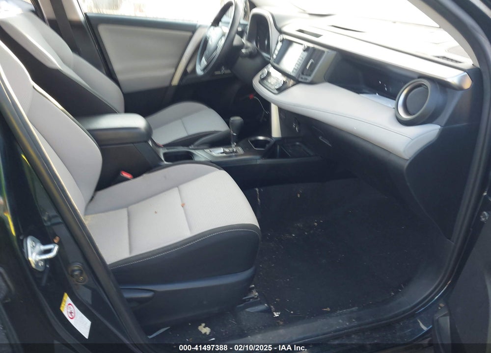 2018 TOYOTA RAV4 HYBRID XLE VIN: JTMRJREV4JD159904
