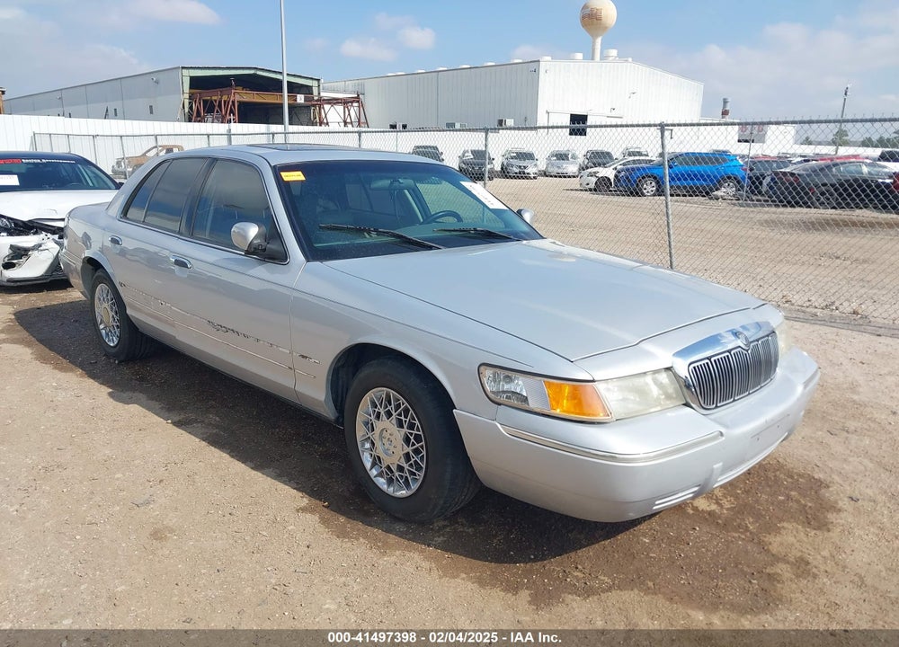 2002 MERCURY GRAND MARQUIS GS VIN: 2MEFM74W82X652924